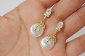 14K Gold, Pearl , Crystal, Diamond Bridal Earrings, Statement Earrings, Drop Earrings, Bridal Jewelry, wedding Earring.