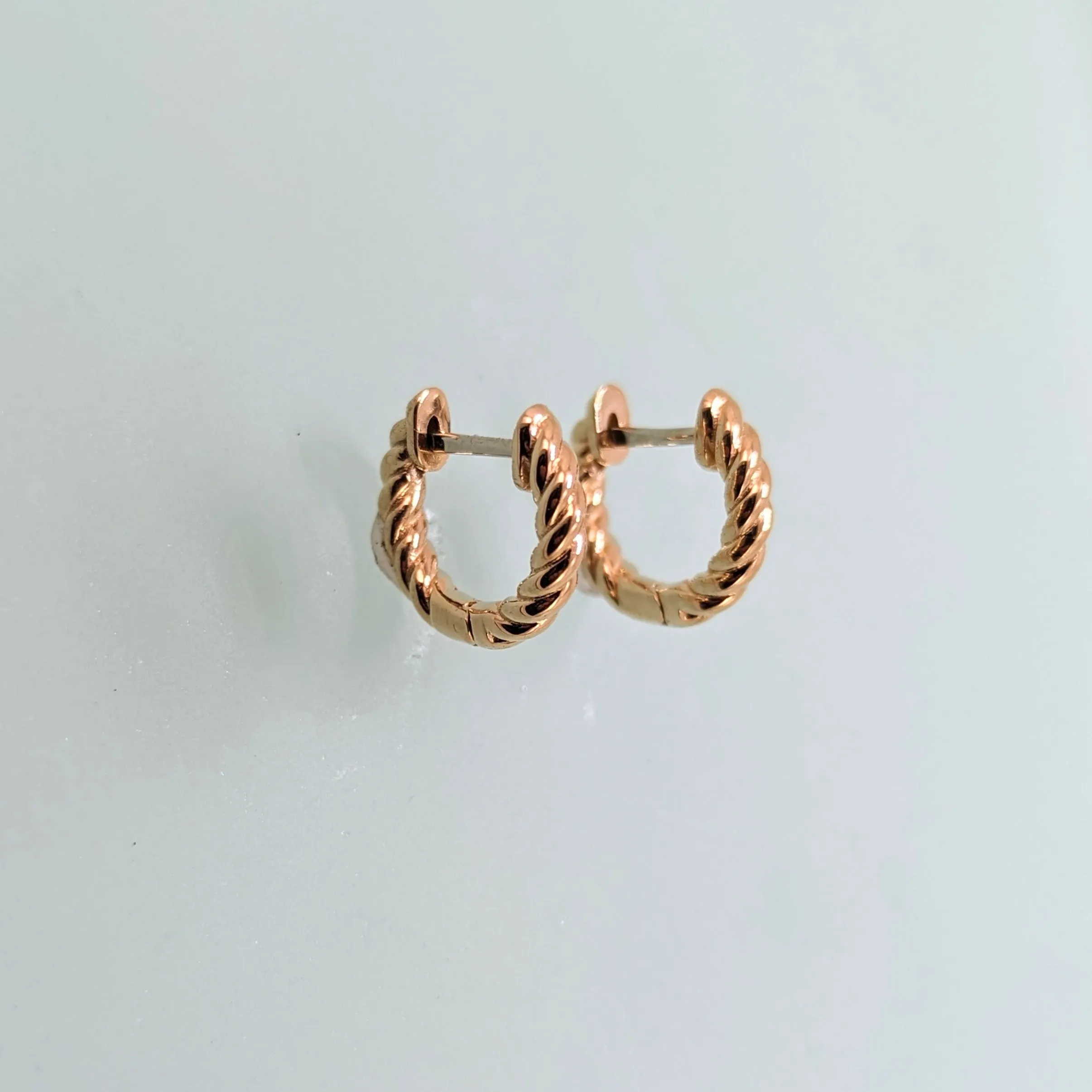 14K Gold Rope Hinged Hoop Earrings