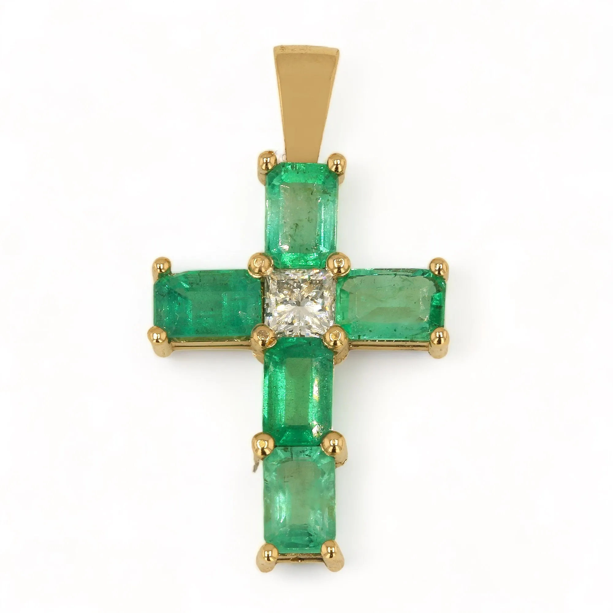 Exquisite 14K Yellow Gold Emerald and Diamond Cross Pendant – Stunning Jewelry Piece for Timeless Elegance