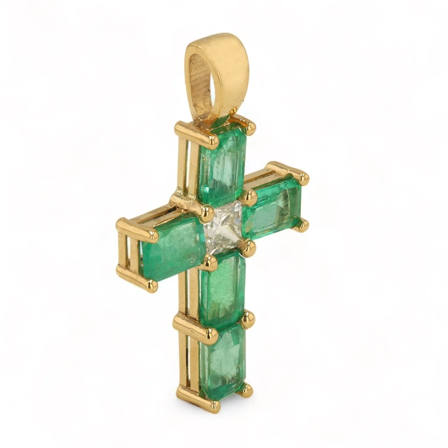 Exquisite 14K Yellow Gold Emerald and Diamond Cross Pendant – Stunning Jewelry Piece for Timeless Elegance