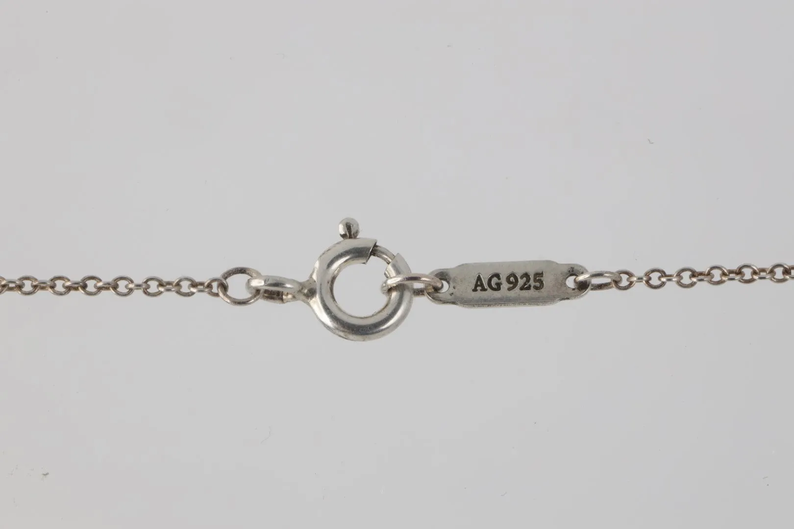 18.5" Tiffany & Co. 925 Silver Clinique Necklace (5.97g.)