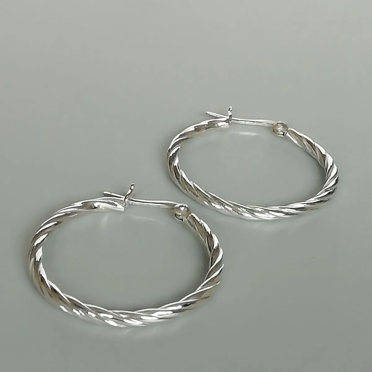 30mm sterling silver hoop earrings | Twisted rope hoops | Silver jewelry | Minimalist hoops | E964