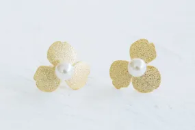 925 Sterling Silver Round Simulated Pearl Flower Leaf Leaves Shape Ear Studs Post Earrings