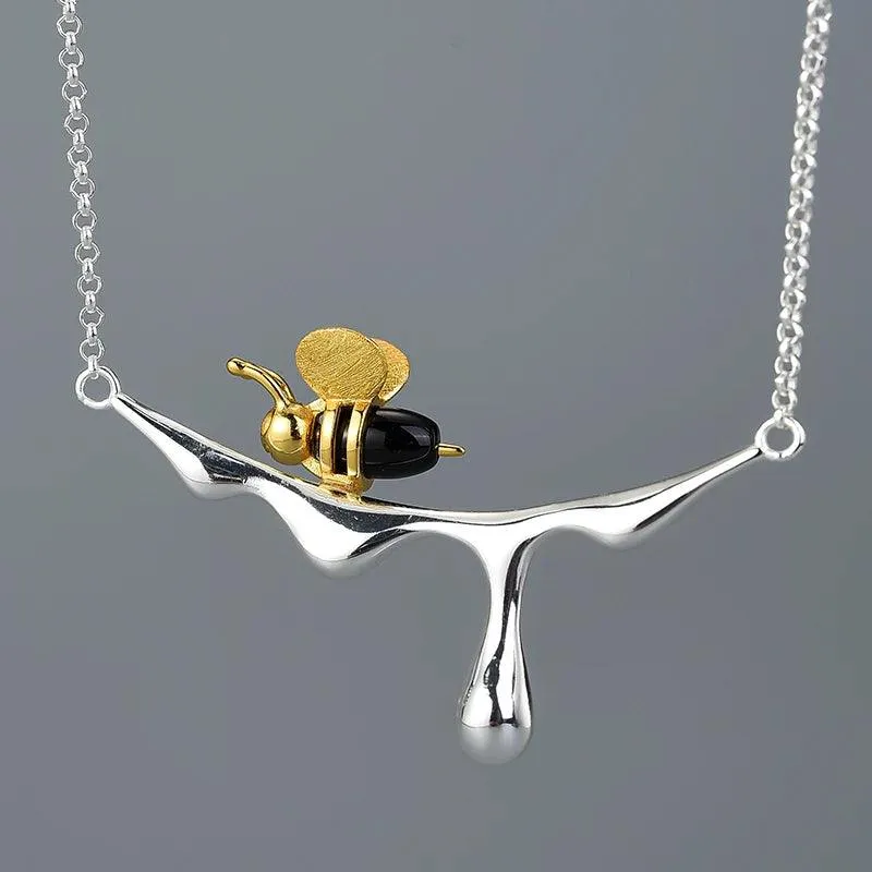 Bee Charm Jewelry Set - 925 Sterling Silver Necklace and Earring with Dripping Honey Pendant (LFJF0072)