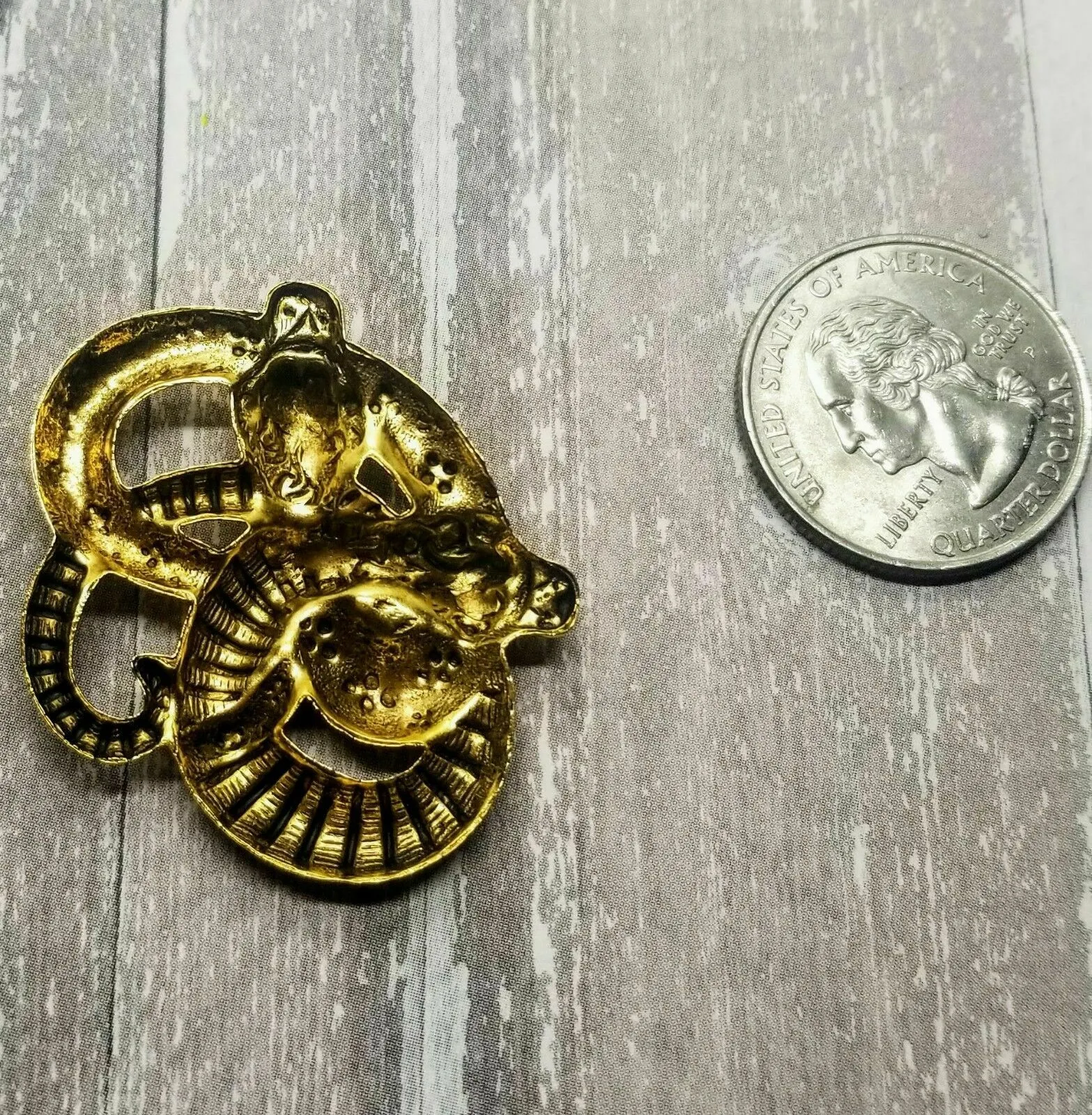 Brass Twisted Snake Stamping - 6611RAT.