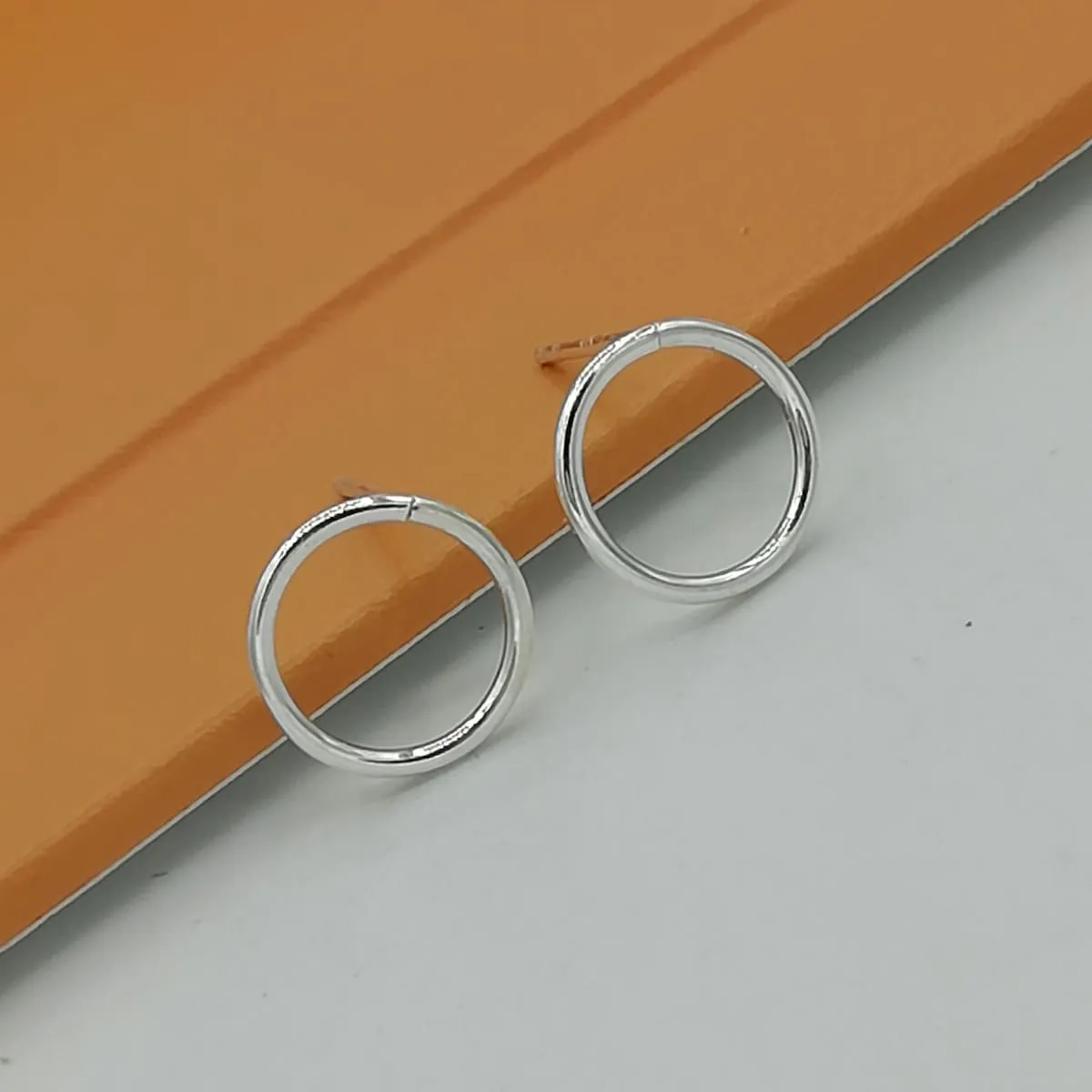 Circle ear studs | Silver jewelry | Minimalist earrings | Silver accessories | Silver ear circle | ESF