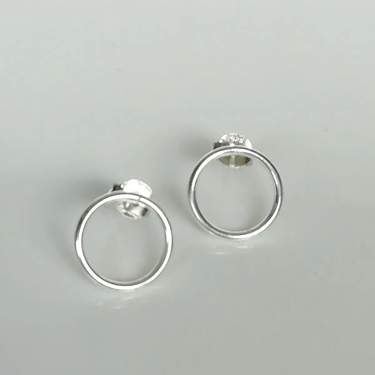 Circle ear studs | Silver jewelry | Minimalist earrings | Silver accessories | Silver ear circle | ESF