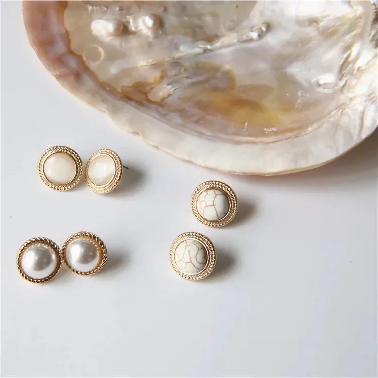 Embrace Pearly Stud Earrings