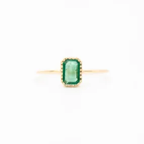 Emerald-Cut Green Emerald Wisp Ring