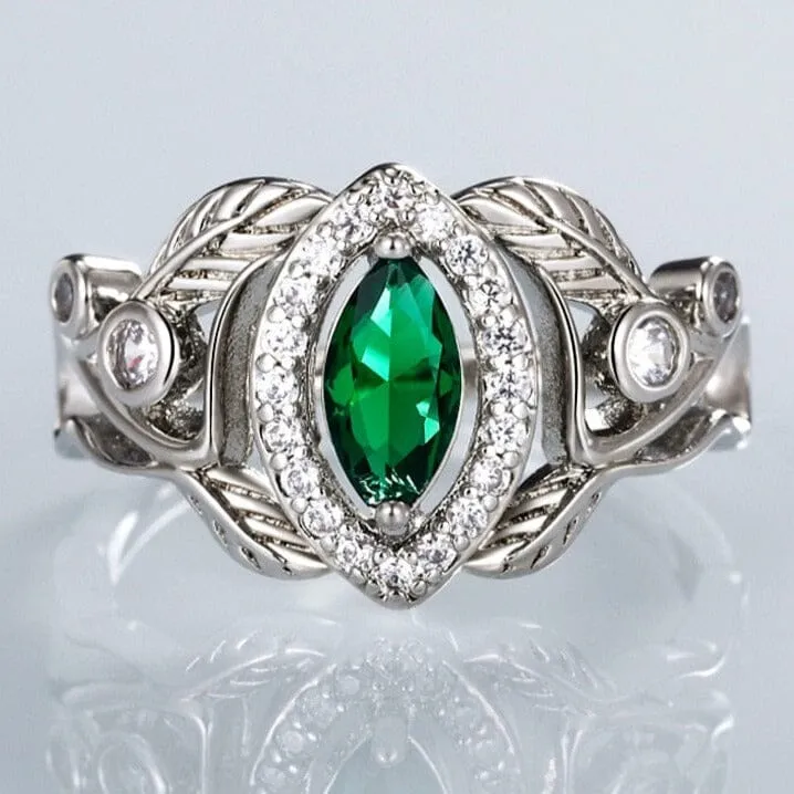 Novelty Classic Emerald Ring - 925 Sterling Silver