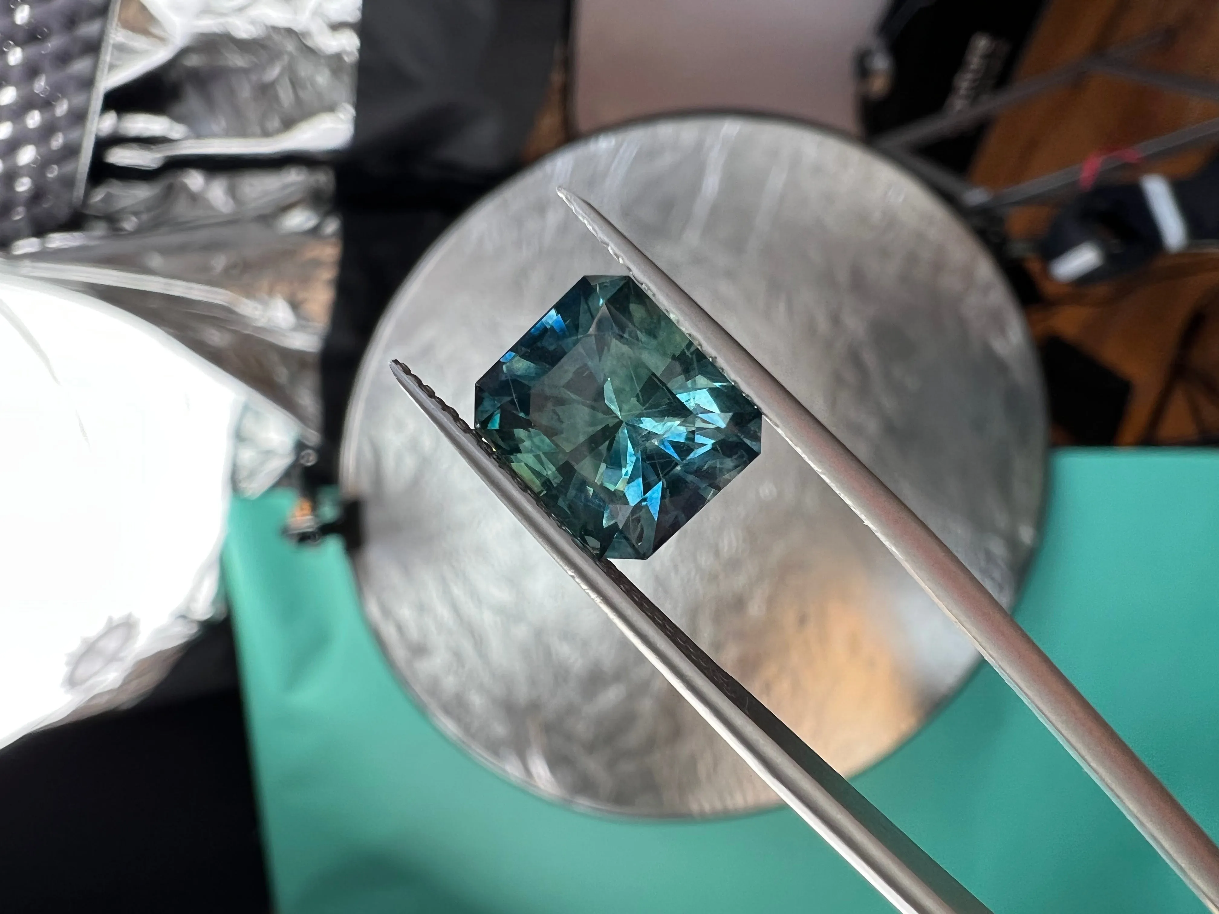 RESERVED- 5.70CT EMERALD RADIANT CUT MONTANA SAPPHIRE, TEAL OCEAN BLUE, HEATED 10.19X8.90MM