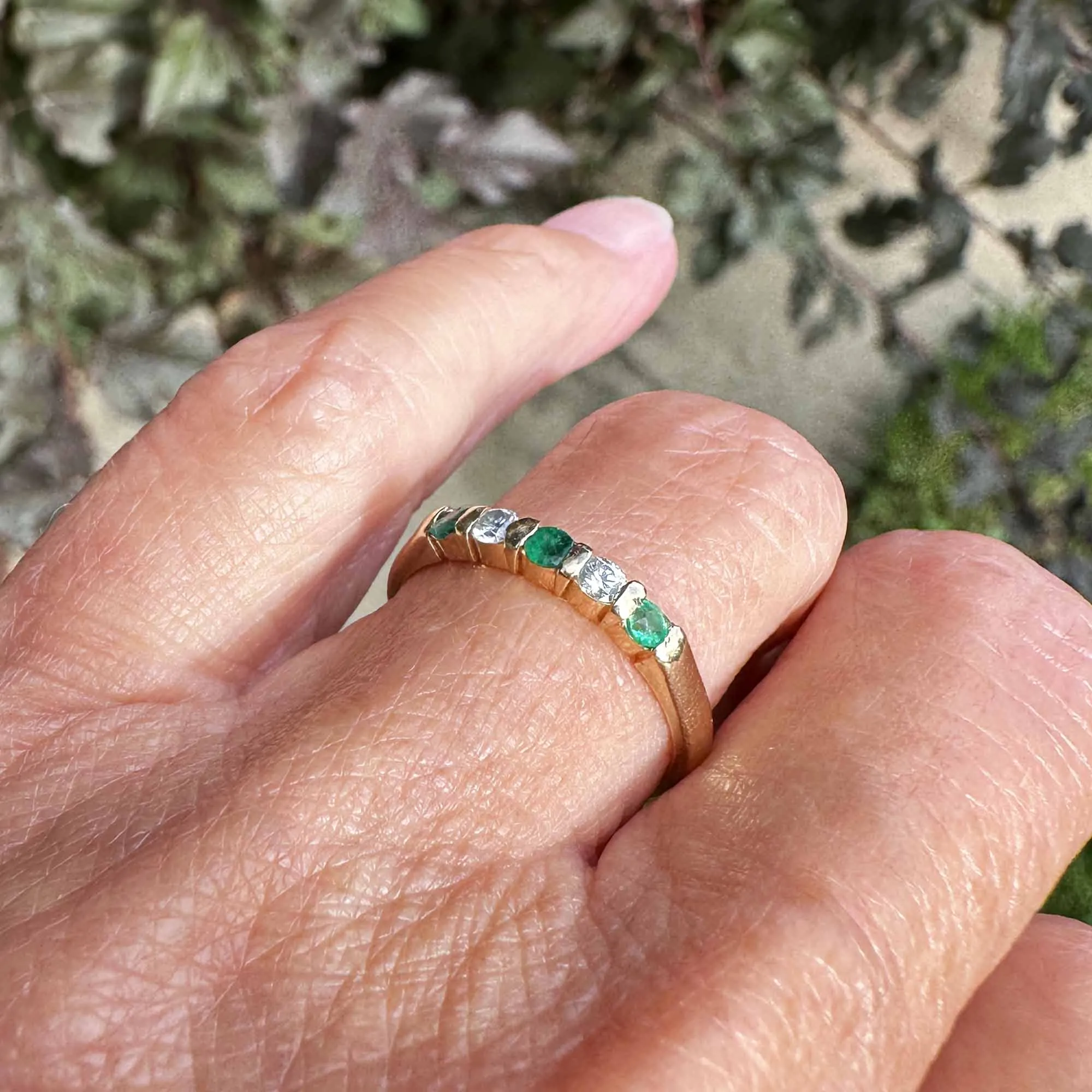 Vintage 14K Gold Diamond Emerald Eternity Ring Band